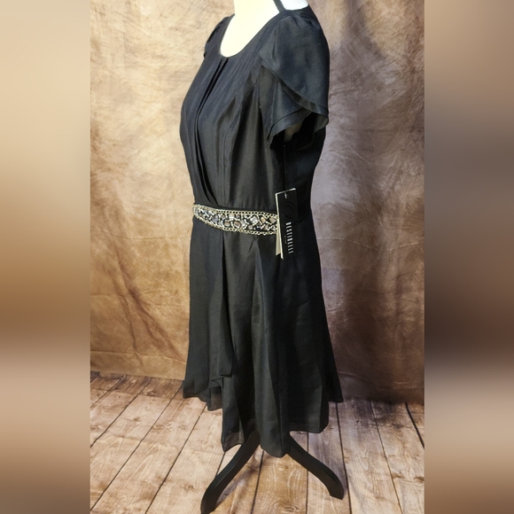 Korean Designer Embellished Waist Chiffon Dress - Picture 3 of 11